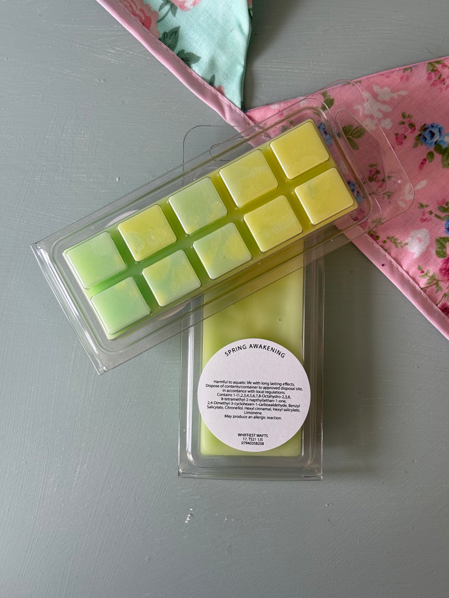 Wax snaps