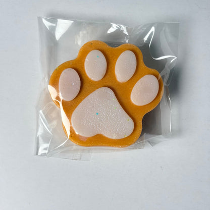 MELTS THAT MATTER - Sweet Cinnamon Scented Wax Melt Paw