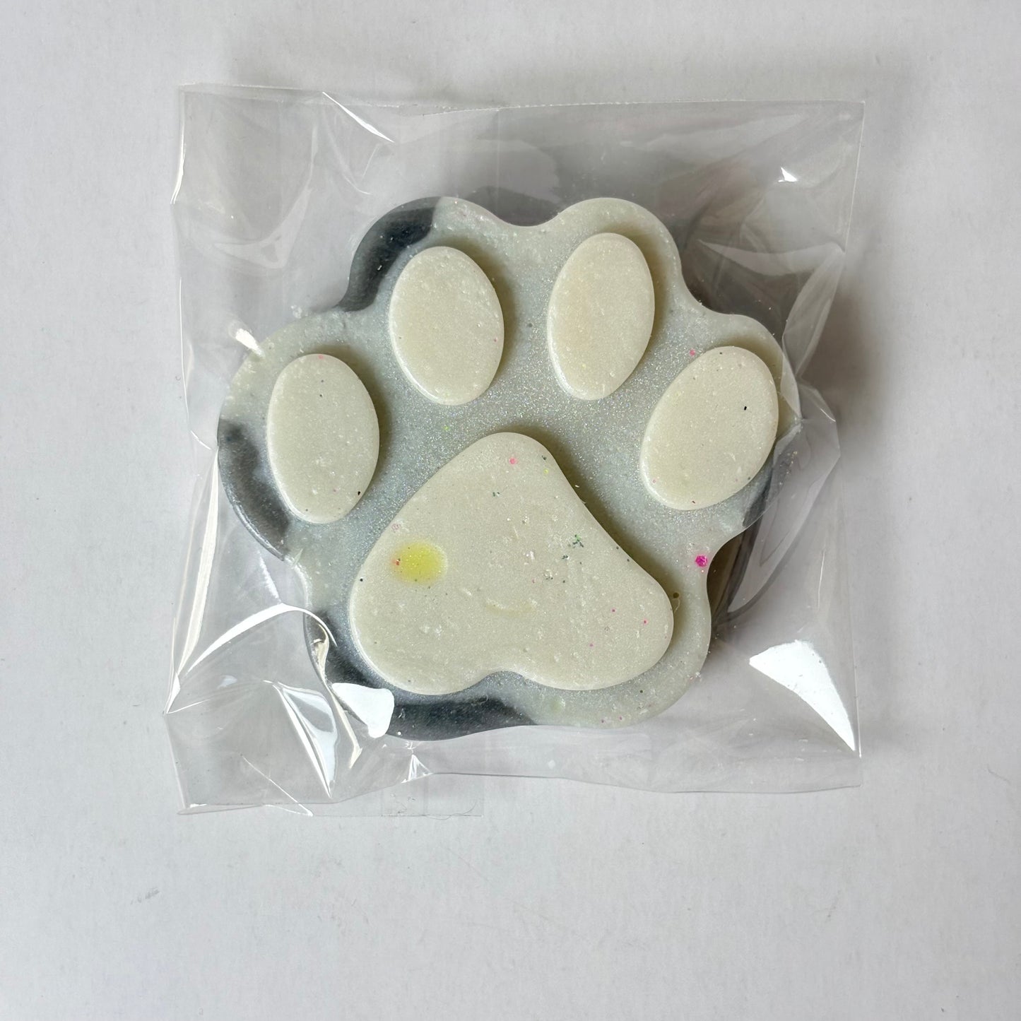 MELTS THAT MATTER - Show Home Paw Print Wax Melt